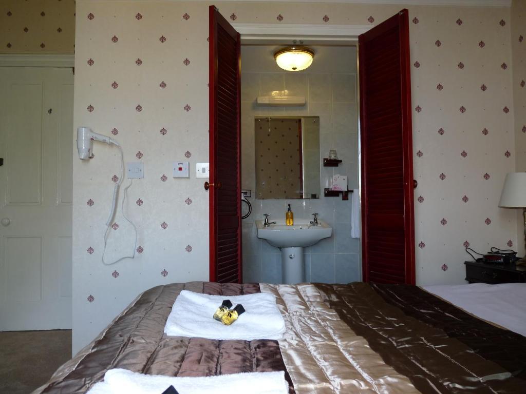 Alba Hills Guest House Эдинбург Номер фото